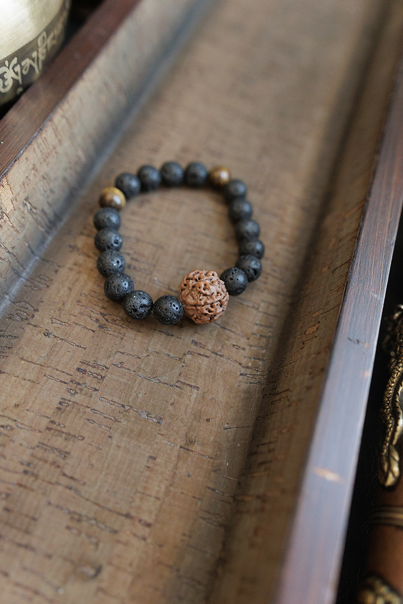 Rudraksha Lava Stone Wrist Mala - Image 2